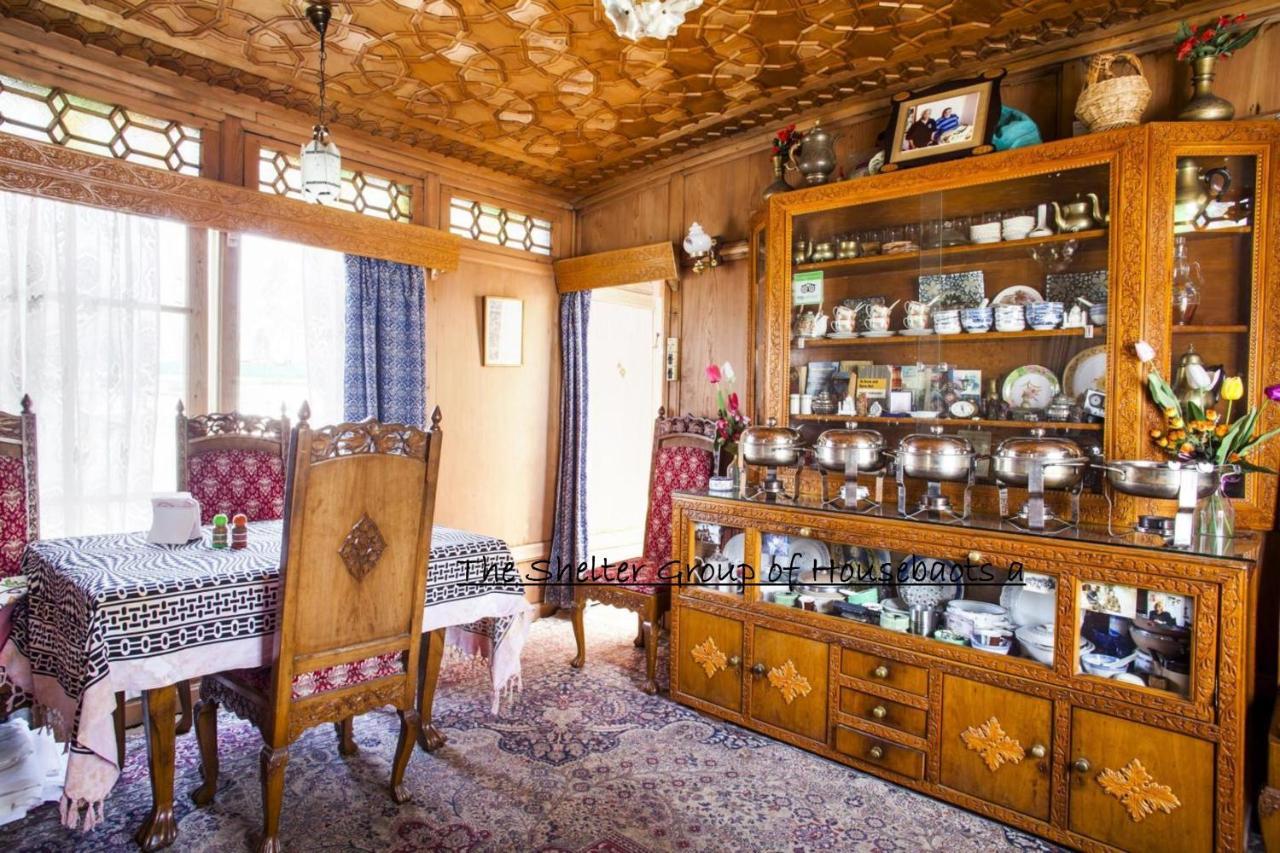The Shelter Group Of Houseboats & Tour Organiser Srīnagar Екстериор снимка